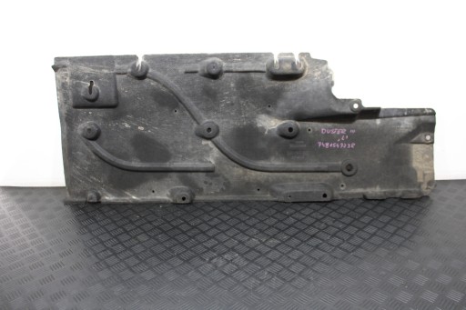 abdeckung Blende Abdeckung Unterfahrschutz links 748154723R DACIA DUSTER III 3 2024