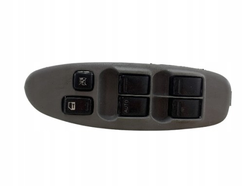 NISSAN ALMERA TINO PANEL okna levý předek