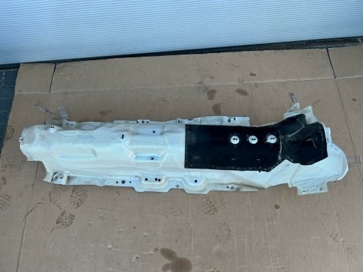 K8D2-114B04 K8D2-114B04-AE - Теплозахисний екран EVOQUE II L551