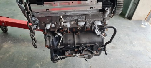 A4 B9 8W engine pillar 2.0 TDI DEU DEUA A5 8W Q5 VW AUDI