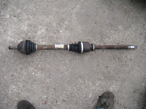 CITROEN C4 PICASSO 2006-2013 1.6 HDI полуось правый передний 9656329480