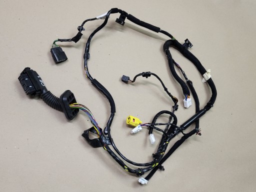 bundle wiring door right front HYUNDAI i20 II LIFT 5D 91611-C8671 OE