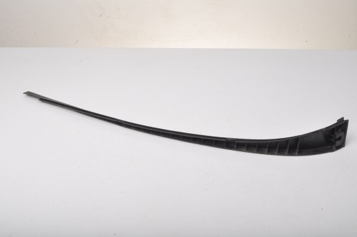 11A5738CP - НАКЛАДКА ВЕТРОВОГО СТЕКЛА MP4 SPIDER, СПРАВА