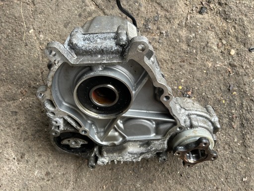 BMW F10 F11 3.0 редуктор сплиттер 7649783