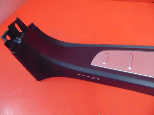 TESLA X cover cap of the threshold boot rear part 1035994-00-C