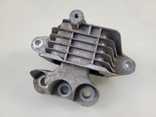 engine mount holder holder 2.0 cdti OPEL INSIGNIA B 84254938