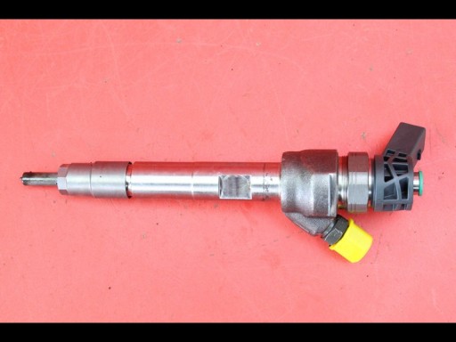 nozzle injector 8514146 0445110613 TOYOTA AVENSIS T27 T29 2.0 D-4D
