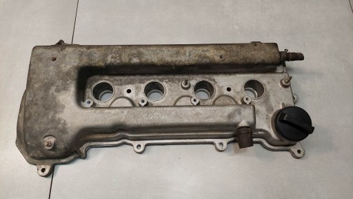 Кришка клапана COROLLA E12 1.6 VVTI 3ZZ