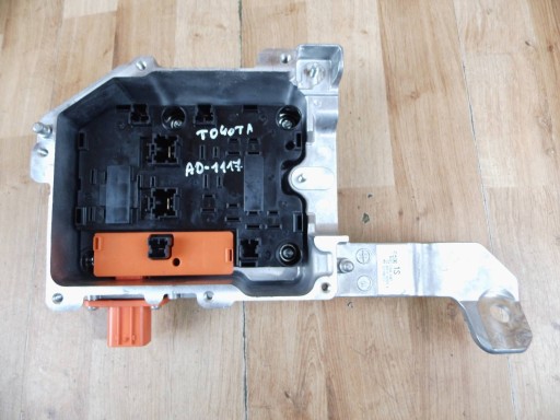 Toyota RAV4 V module control unit fuse of the battery 82670-42020-A