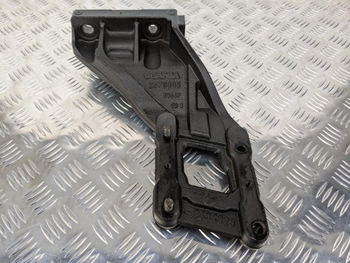 2670305 - КРОНШТЕЙН КРЕПЛЕНИЕ КРЫЛА SCANIA NTG 2018 ГОД