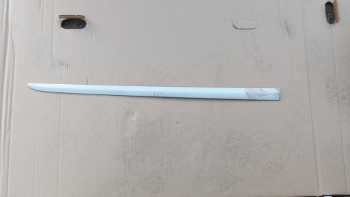 moulding door right front TOYOTA AURIS II COROLLA E15