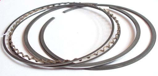 Кращі кільця HONDA VT 600 SHADOW 76,50 мм