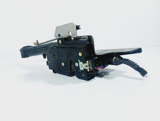 lock door right front OE 8E0837350 Audi A4 B6 00-06