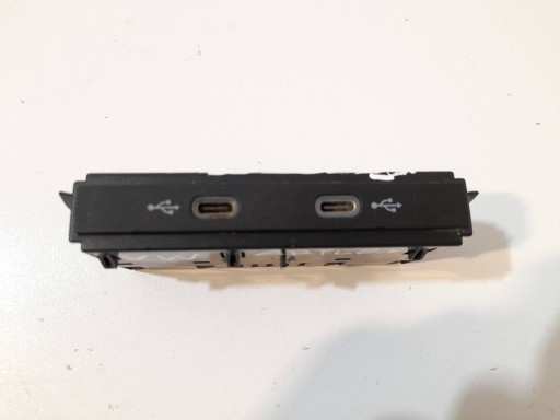 Volkswagen Arteon 3G8 Adattatore / Zlacze USB 5NA035736 (AR29)