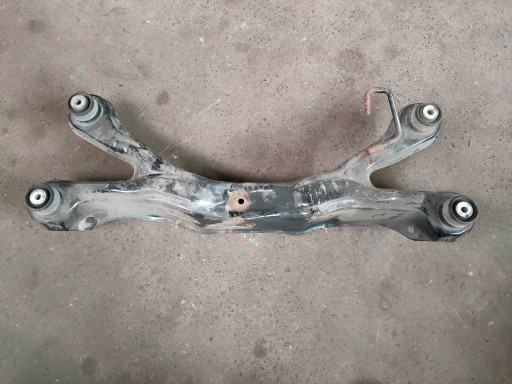 ЗАДНЯ БАЛКА САНЕЙ ДЛЯ SAAB 9-5 95 98-10R.