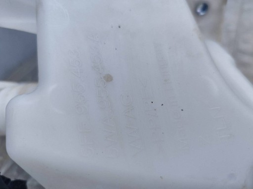 Cupra Formentor washer fluid tank 5FF955453