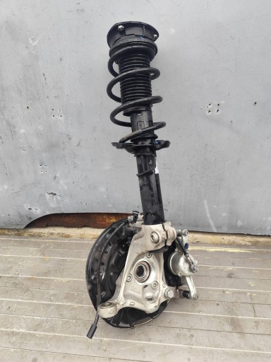 AUDI Q3 II 83A swing shock absorber left 5Q0407257C