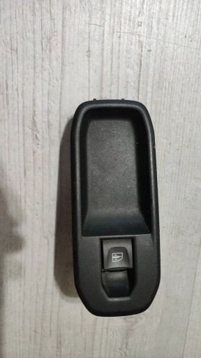 Dacia Duster II 17r 1.2 front side right switch windows