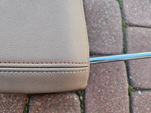 opěrka sedačka předek předního brazowy - červená NIC Opel Insignia B