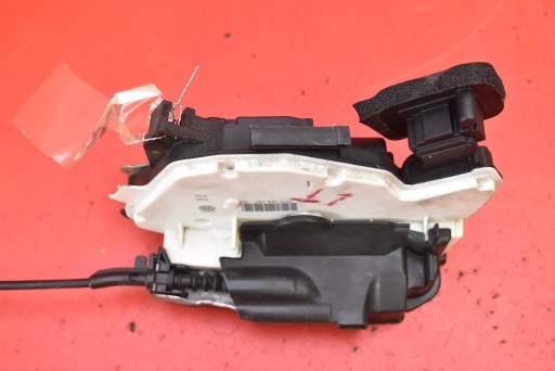 lock door left rear part rear EU 5E0839015A SKODA OCTAVIA 3 III 5D HB 13-17