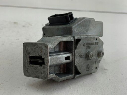 MERCEDES W210 serrure volant 208.0