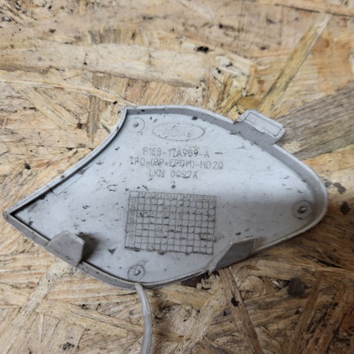 FORD FOCUS MK3 15-18R LIFT KOMBI HB Copri Paraurti HAKA Anteriore BIALA 5F