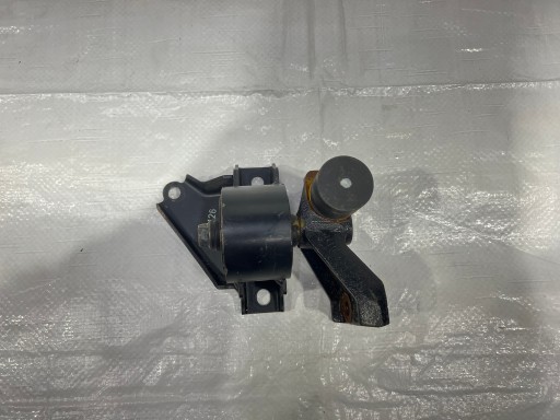 SUZUKI SWIFT MK8 ПОДУШКА КРОНШТЕЙН ПОДДЕРЖКА