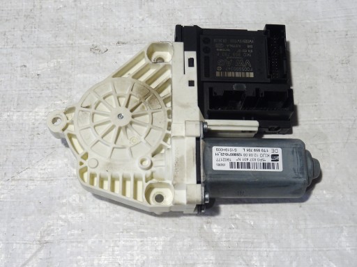 1T0959701L 5P0837401N - МОТОРЧИК ВЕТРОВОГО СТЕКЛА ПЕРЕДНИЙ ЛЕВЫЙ SEAT ALTEA TOLEDO III 3