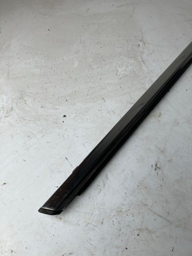 moulding dust door right front PEUGEOT 308 T9 9677880980 CHROM