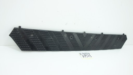 MERCEDES ACTROS MP4 2011- Leiste Schutzleiste Seitenschweller der Stoßstange vorne A9608850311