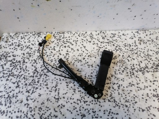 OPEL MERIVA B Fixation ceinture Droite Avant 13305711