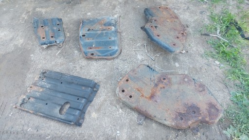 GRAND CHEROKEE WK2 11-21R СТАЛЕВІ КРИШКИ ШАСІ