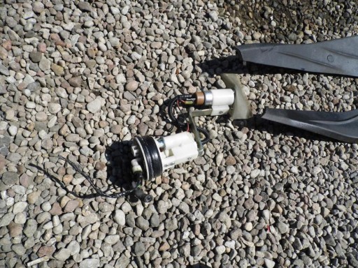 DD9733GVDDD--9SHHYUJDCCUJFIKSMMCNV - PIAGGIO MP3 YOURBAN 300 НАСОС ТОПЛИВНЫЙ НАСОС