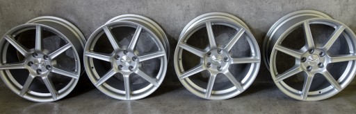 ASTON MARTIN VANTAGE 19 