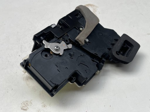 AUDI A6 C8 lock door left rear part 4K0839015Q @M