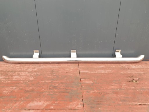 БІЧНИЙ КРОК ПРАВИЙ VOLKSWAGEN AMAROK 2009-