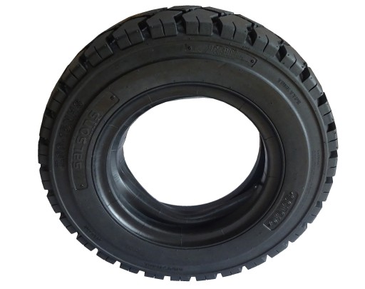 Пневматична шина 7.00-15 SALSONS