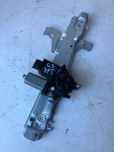 window regulator right rear part CITROEN C3 III 9813093580