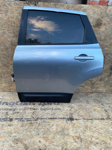 door rear part rear. left Nissan Qashqai+2 J10 lift silver