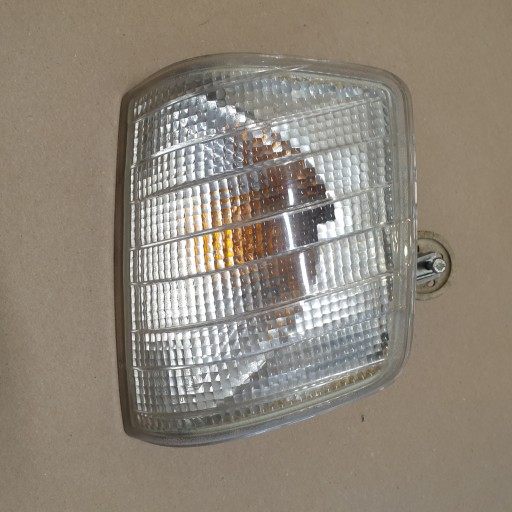 13041131 - Мигалка указатель поворота Mercedes 190 W201 левый FIFFT