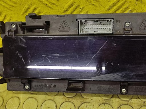 RENAULT SCENIC II dials 8200704463A