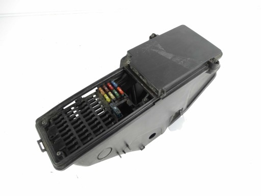 A2085400050 - Mercedes w202 w208 блок предохранителей