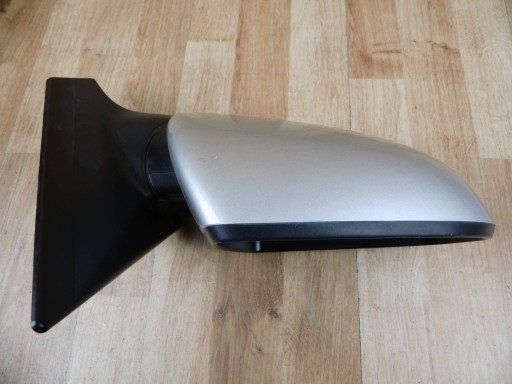 Hyundai Elantra VI mirror right - 5-PIN - 044782 - 87620F2570