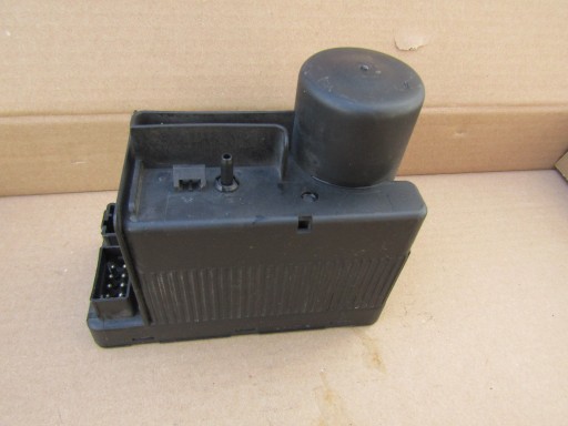 2028000048, 0132006331 - +e6 mercedes w202 93-97 насос компресора центрального замка