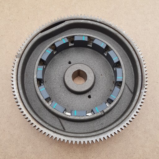 ОРИГІНАЛЬНИЙ МАХОВИК JOHN DEERE MIU14385