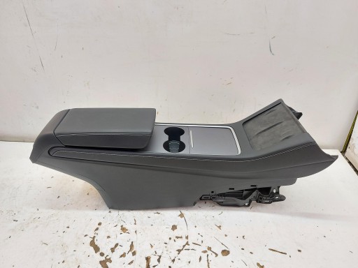 TESLA MODEL Y 2024r, TUNEL media bracciolo 1755501-62-F