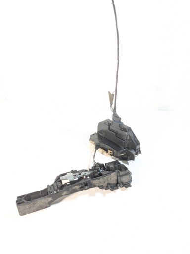 lock door of left PRZEDNICH OE 8200028463 Renault Scenic 2 II 03-06