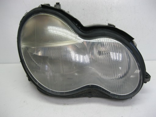 light front right Mercedes C-Klasa W203