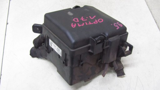 043/xxx - Optima iv 1.7 блок запобіжників 14-