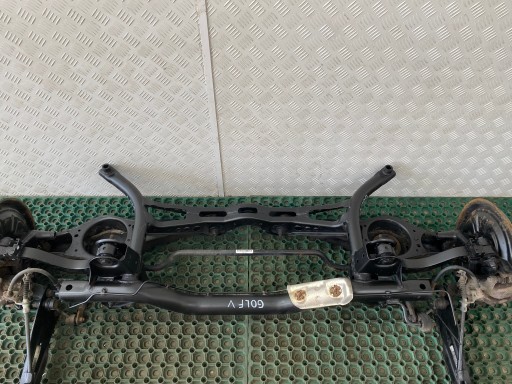 VW GOLF V 03-08 KOMBI Sospensione posteriore Ponte assale Mozzo FUSELLO braccio KOMPLET posteriore